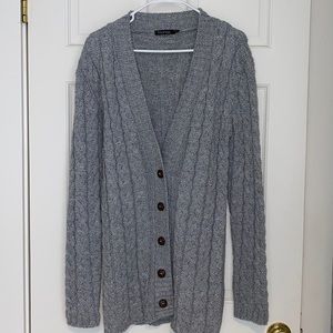 Cardigan sweater